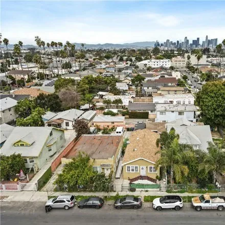 Image 7 - 491 East 46th Street, Los Angeles, CA 90011, USA - House for sale