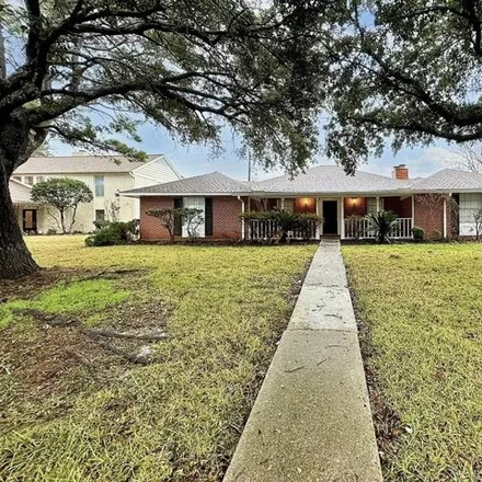 Buy this 3 bed house on 4807 Country Club View in Baytown, TX 77521