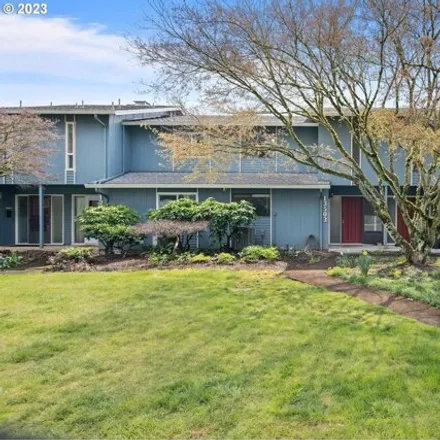 Buy this 3 bed condo on 13417 Northeast 19th Street in Vancouver, WA 98684