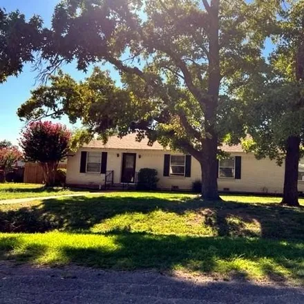 Buy this 3 bed house on 605 North 11th Street in Honey Grove, Fannin County