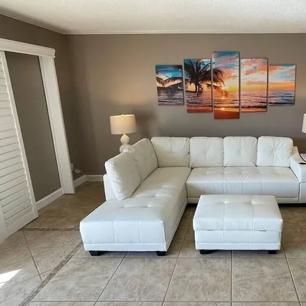 Image 2 - Belleair Beach, FL, 33786 - Apartment for rent