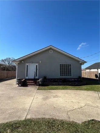 Image 2 - 2411 Behrman Highway, New Orleans, LA 70114, USA - House for sale