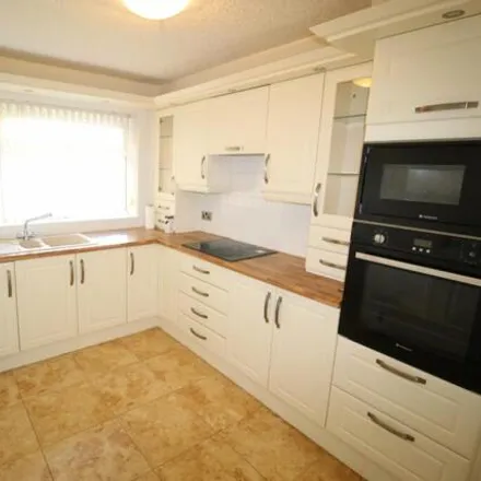 Image 4 - Jesson Close, Walsall, WS1 2NT, United Kingdom - Apartment for sale