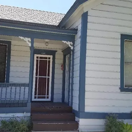 Rent this 3 bed house on 1541 Osos st