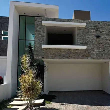 Rent this studio house on Avenida Paseo del Parque in Ciudad Tres Marías, 58254 Morelia