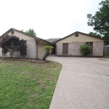 Rent this 3 bed house on 7310 Thicket Trail Drive in Atascocita, TX 77346