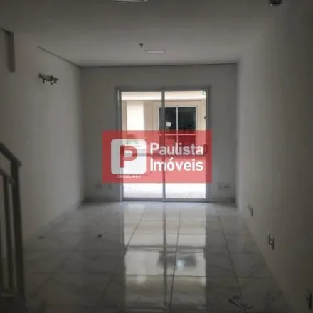 Rent this studio house on Avenida das Nações Unidas in Santo Amaro, São Paulo - SP
