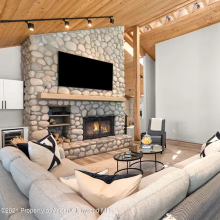 Image 3 - 432 Fairway Drive, Snowmass Village, Pitkin County, CO 81615, USA - House for rent