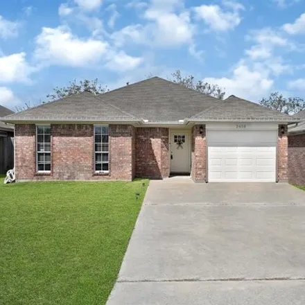 Buy this 3 bed house on 2628 30th Avenue North in Texas City, TX 77590