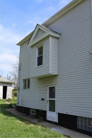 Image 3 - 4288 East 138th Street, Cleveland, OH 44105, USA - House for sale