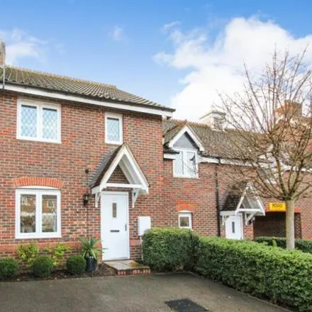 Rent this 3 bed townhouse on Pavenham Road in Oakley, MK43 7SY