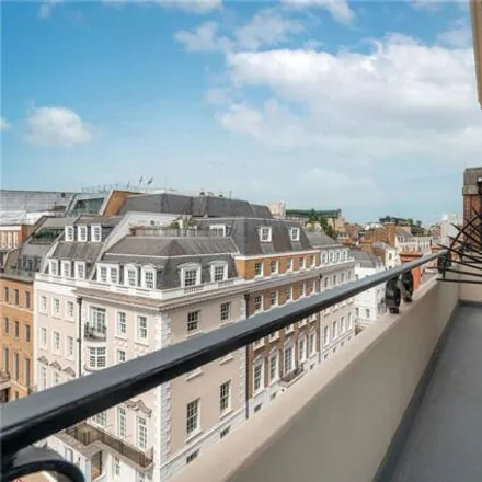 Image 5 - Chesterfield House, Chesterfield Gardens, London, W1J 7TL, United Kingdom - Room for rent