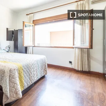 Rent this 3 bed room on Outlet de roba d'esport in Avinguda de València, 03700 Dénia