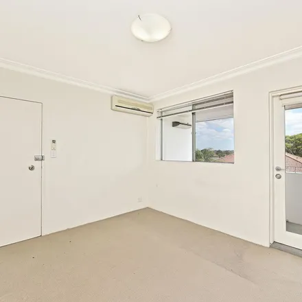 Image 2 - Queensborough Road, Croydon Park NSW 2133, Australia - Apartment for rent