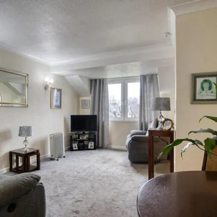 Image 3 - Springfield Road, Bishopbriggs, G64 1UA, United Kingdom - Apartment for sale