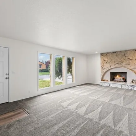 Image 3 - 1230 Pinewood Drive, Taylorsville, UT 84123, USA - House for sale