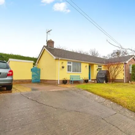 Buy this 3 bed house on Maes Y Bryn in Berthengam, CH8 9BA