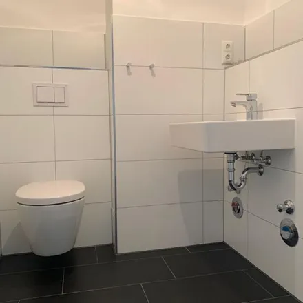 Rent this 3 bed apartment on Glißmannweg 8 in 22457 Hamburg, Germany