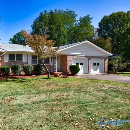 Image 2 - 9905 Willow Cove Road Southeast, Willow Hills Estates, Huntsville, AL 35802, USA - House for sale