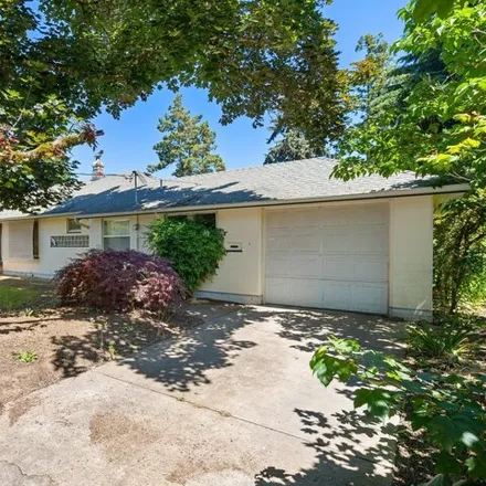Image 5 - 562 Gatch St, Woodburn, Oregon, 97071 - House for sale