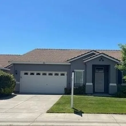 Buy this 3 bed house on 1684 Grouse Run Circle in Roseville, CA 95747