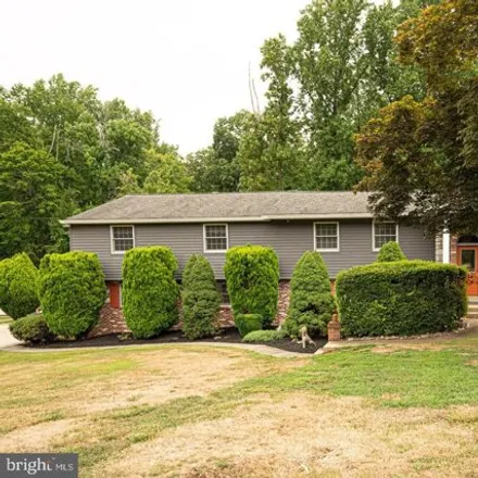 Image 2 - 8 Devon Ln, Media, Pennsylvania, 19063 - House for sale