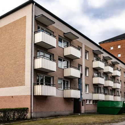 Rent this 3 bed apartment on Oxelögatan in 613 30 Oxelösund, Sweden