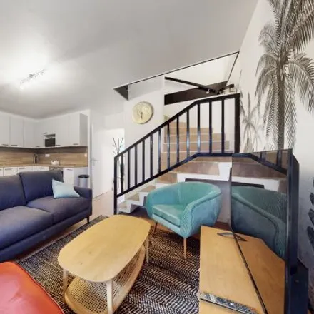 Rent this 3 bed room on Square de l'Eau Vive in 94000 Créteil, France