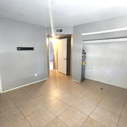 Image 7 - 1548 West Sahuaro Drive, Phoenix, AZ 85021, USA - Apartment for rent