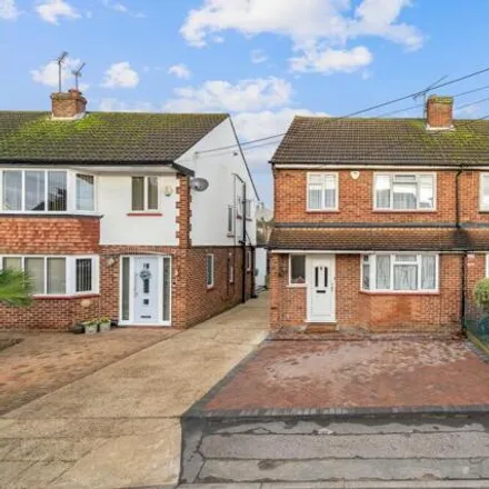 Buy this 3 bed duplex on 26 Iverdale Close in Buckinghamshire, SL0 9RL