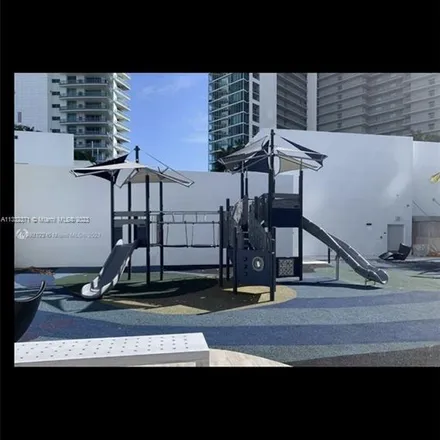 Image 1 - 866 Northeast 1st Avenue, Miami, FL 33132, USA - Apartment for rent