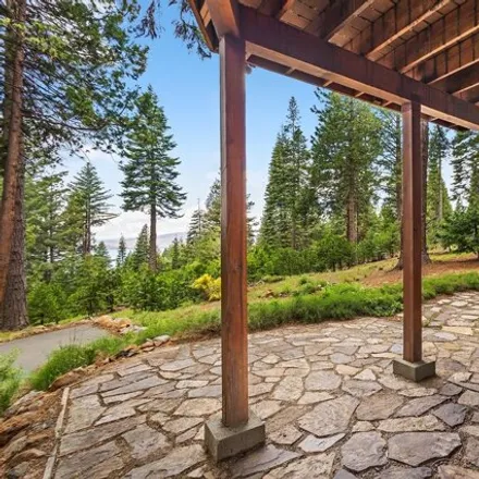 Image 3 - 613 West Burnt Cedar Road, Lake Almanor Country Club, CA 96137, USA - House for sale