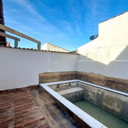 Buy this 2 bed house on União Estudantil da Baixada Santista in Avenida João Batista Leal 45, Jardim Mosteiro