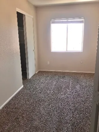 Image 1 - 1665 Double Arrow Place, Las Vegas, NV 89128, USA - Room for rent