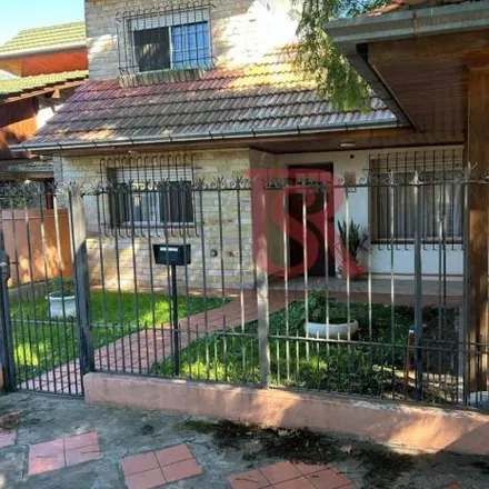 Rent this 3 bed house on Posadas in B1854 BBB Longchamps, Argentina