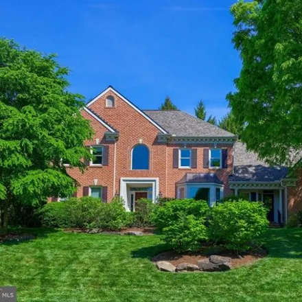 Buy this 5 bed house on 140 Cotswold Court in Eden, Manheim Township