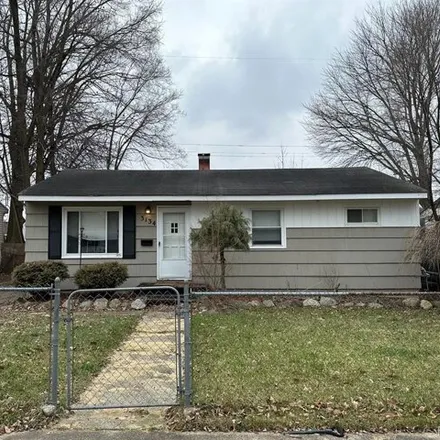 Buy this 3 bed house on 3168 Wyoming Avenue in Flint, MI 48506