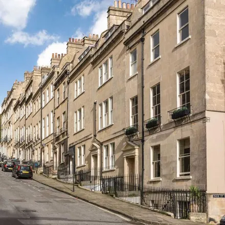 Rent this 3 bed townhouse on Park Street in Bath, BA1 2TB