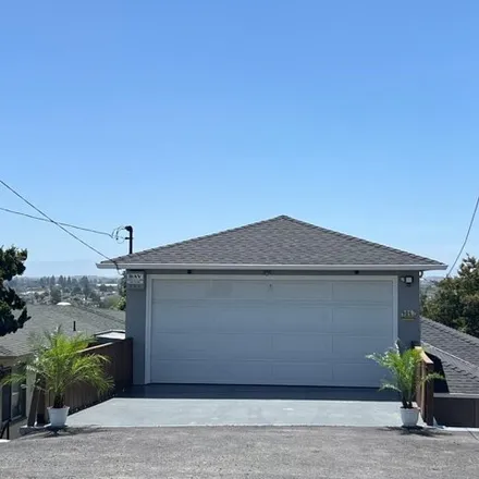 Buy this 3 bed house on 9867 Lawlor Street in Oakland, CA 94577
