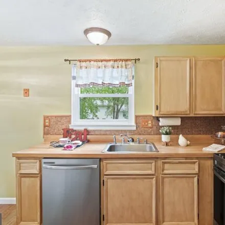 Image 7 - 9252 Feathered Head, Columbia, MD 21045, USA - House for sale