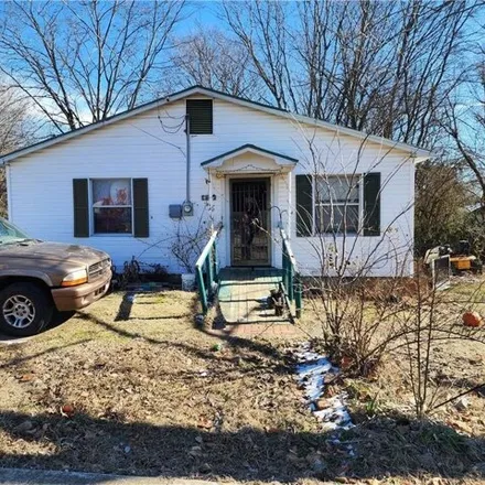 Buy this 3 bed house on East 5th Street in Mulberry, Crawford County
