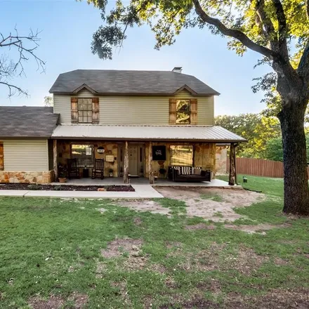 Buy this 4 bed house on 811 North 13th Street in Corsicana, TX 75110