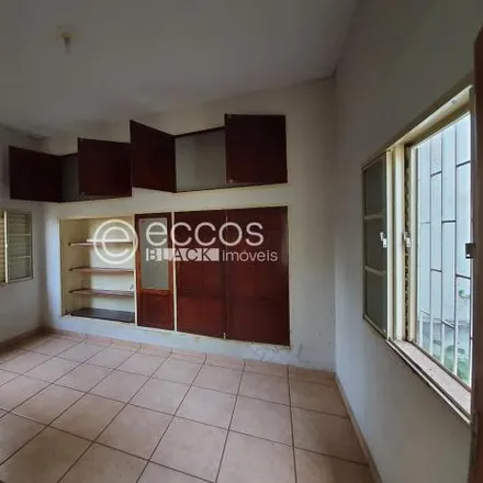 Image 2 - Rua Eduardo de Oliveira, Lídice, Uberlândia - MG, 38400-138, Brazil - House for sale