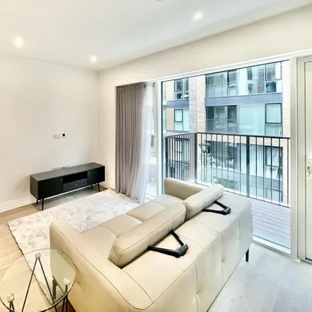 Rent this 1 bed apartment on Waterside Court in Park Street, London