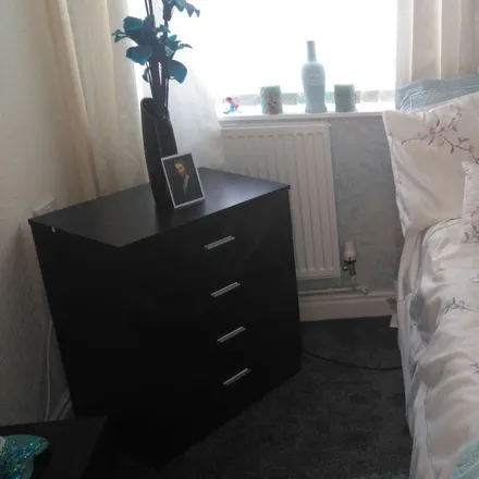 Rent this 1 bed house on Farnworth in Highfield, GB