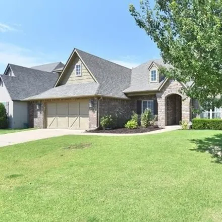 Image 2 - 3341 West Knoxville Place, Broken Arrow, OK 74012, USA - House for rent