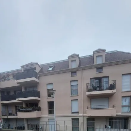 Image 7 - 2 Allée des Moulins, 60440 Nanteuil-le-Haudouin, France - Apartment for rent