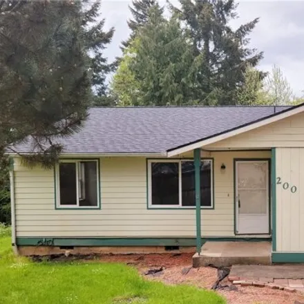 Buy this 3 bed house on 200 Cedar Court in Winlock, Lewis County