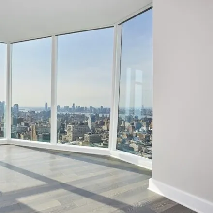 Image 2 - 45 East 22nd Street, New York, NY 10010, USA - Condo for sale