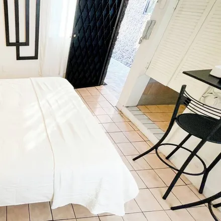 Rent this 1 bed apartment on SAE Institute México in Circuito Interior 184, Colonia Condesa